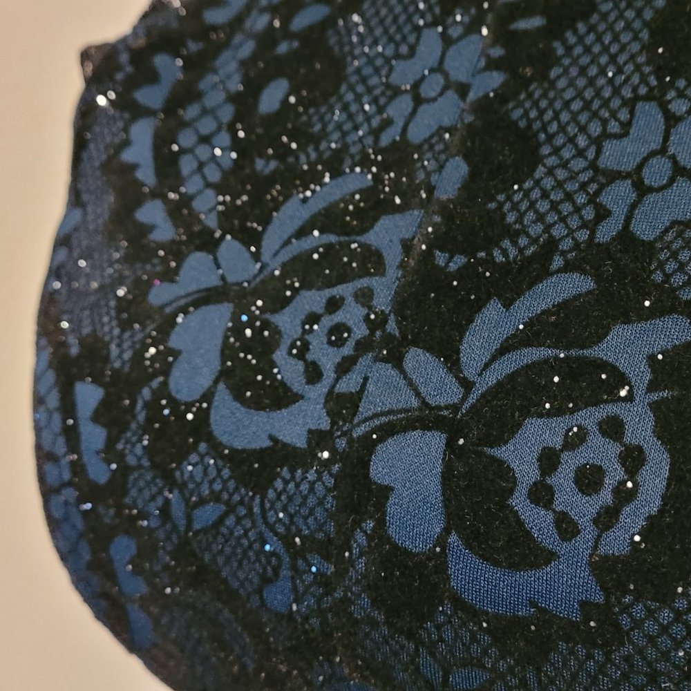Glitter Brocade Cocktail Halter Party Dress in Deep Green and Black Lace - Picture 5 of 11